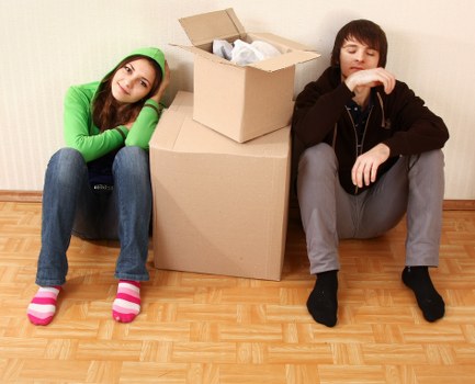 Packing boxes and furniture for a Balham flat move