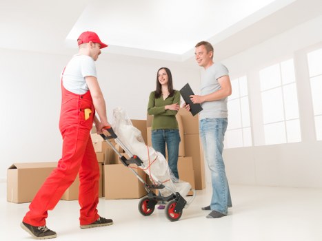 Professional removal of sofas and tables in Balham